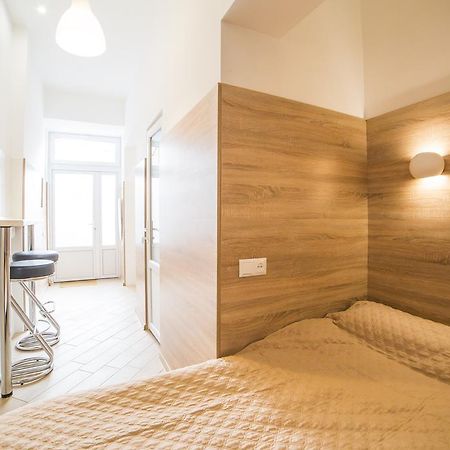 Apartment on Filatova 10-в Львів Екстер'єр фото